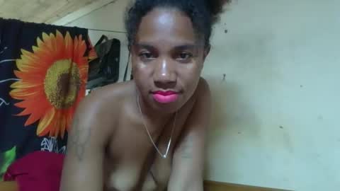 Snapshot of njarinisitraka chatting on 01-06-26, 05:33 njarinisitraka online show from 01-06-26, 05:33