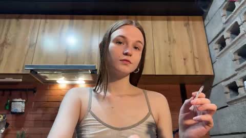 Tears Lora online show from 12-14-25, 12:43