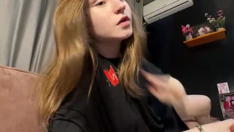 Tears Lora online show from 03-26-26, 08:47