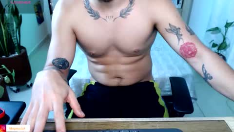 x online show from 02-16-26, 04:52