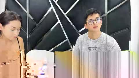 Snapshot of noa_arez chatting on 01-16-26, 04:27 NoaandArez online show from 01-16-26, 04:27