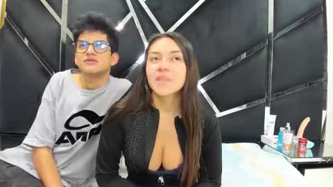 Snapshot of noa_arez chatting on 02-08-26, 05:22 NoaandArez online show from 02-08-26, 05:22