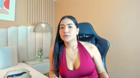 Noa online show from 11-30-25, 02:59