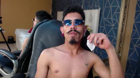 Snapshot of noaahtylor chatting on 02-10-26, 11:20 Noah online show from 02-10-26, 11:20