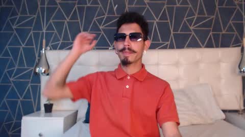 Snapshot of noaahtylor chatting on 02-16-26, 08:05 Noah online show from 02-16-26, 08:05