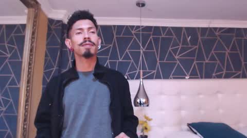 Snapshot of noaahtylor chatting on 02-26-26, 12:20 Noah online show from 02-26-26, 12:20