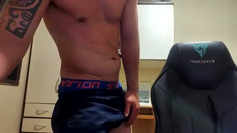 Snapshot of noablaze chatting on 02-10-26, 02:37 Blaze online show from 02-10-26, 02:37