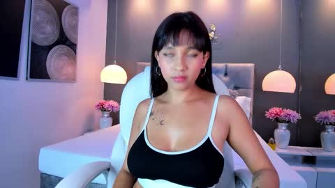 NoaDream  online show from 11-17-25, 03:18