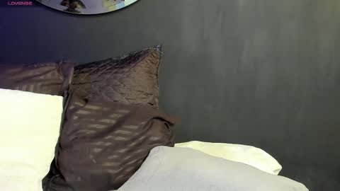 Noah  online show from 11-10-25, 03:16