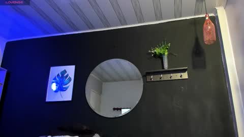 Noah  online show from 11-12-25, 03:29