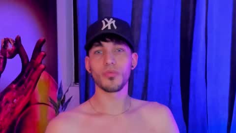 Snapshot of noah_brigth chatting on 11-20-25, 01:17 Noah Brigth online show from 11-20-25, 01:17