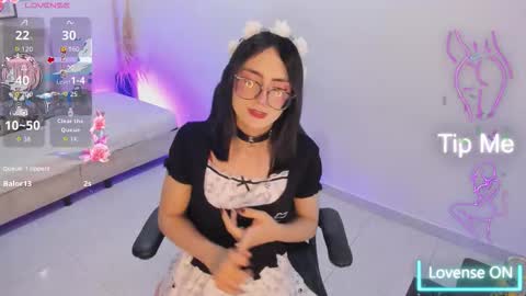 Snapshot of noah_cherry chatting on 11-27-25, 04:03 Anna Cherry online show from 11-27-25, 04:03