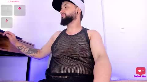 noah_devil_ online show from 11-01-25, 02:24