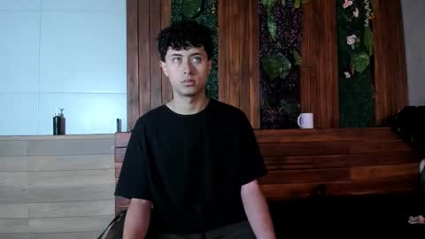 noah_dupont_ online show from 02-01-26, 11:53