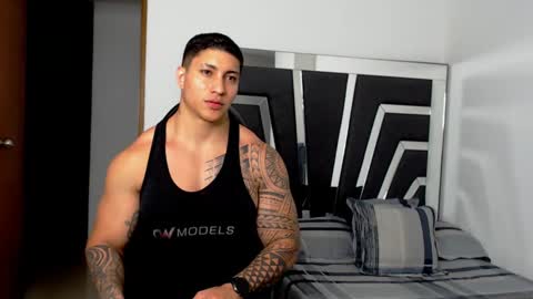 Snapshot of noah_harris01 chatting on 02-14-25, 01:02 Noah Harris01 online show from 02-14-25, 01:02