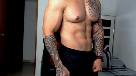 Snapshot of noah_harris01 chatting on 02-16-25, 12:52 Noah Harris01 online show from 02-16-25, 12:52