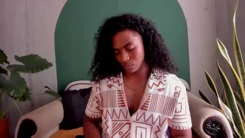 Noah online show from 11-21-25, 05:11