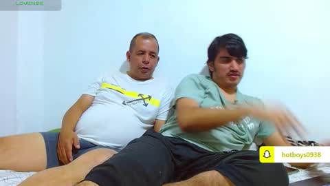 noah_meyer_ online show from 10-21-25, 01:06