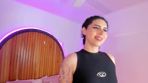 Mrs. Monroe online show from 02-10-25, 07:17