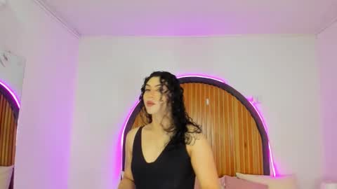 Mrs. Monroe online show from 02-15-25, 07:06