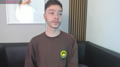    online show from 12-05-24, 12:00