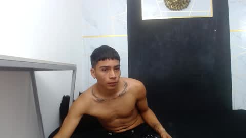      online show from 03-02-26, 01:40