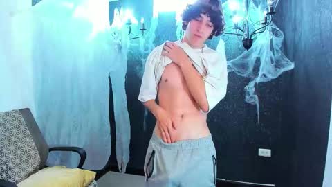 noah_sokolov online show from 10-16-25, 06:09