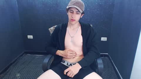 noah_sokolov online show from 11-11-25, 07:03