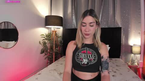 Snapshot of noahandlauren chatting on 12-29-24, 08:58 .  . online show from 12-29-24, 08:58