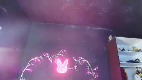 Noah Xtar online show from 12-20-25, 08:43