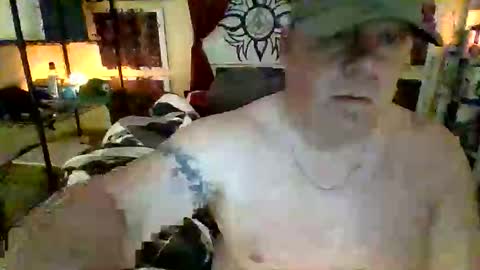 Snapshot of nodak808 chatting on 11-19-25, 10:26 Jonny Coxman online show from 11-19-25, 10:26