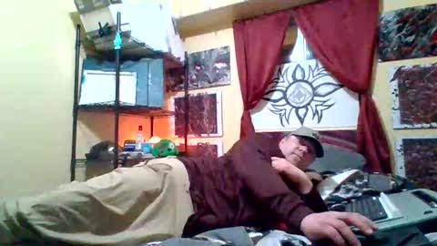 Snapshot of nodak808 chatting on 11-21-25, 06:01 Jonny Coxman online show from 11-21-25, 06:01