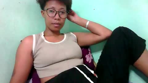 noellah online show from 10-10-25, 09:30