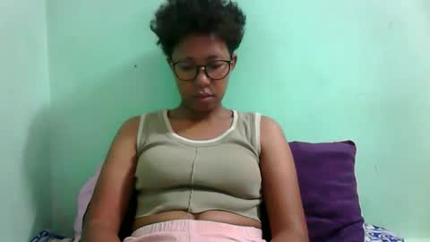 noellah online show from 10-21-25, 04:57