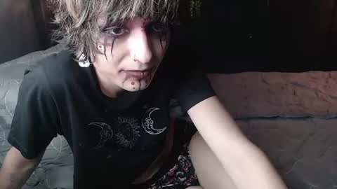 CALL ME APRIL  online show from 10-31-25, 02:40