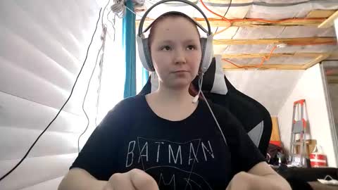 Snapshot of noemileclerc chatting on 02-14-26, 07:38 Lisa online show from 02-14-26, 07:38