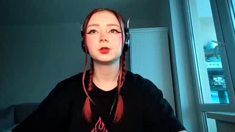 Snapshot of noemileclerc chatting on 02-21-26, 03:02 Lisa online show from 02-21-26, 03:02