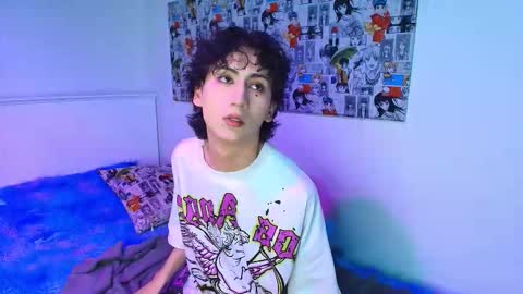 Snapshot of noidysis chatting on 10-19-25, 04:46 maxie online show from 10-19-25, 04:46