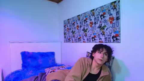 Snapshot of noidysis chatting on 10-21-25, 05:19 maxie online show from 10-21-25, 05:19