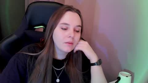 noir_ember_ online show from 11-23-25, 01:00