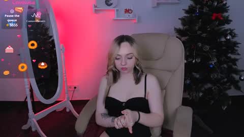 Noirael online show from 01-18-25, 02:03