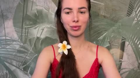 Noirelle online show from 10-04-25, 06:22