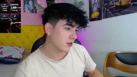 Snapshot of nolan_twink chatting on 01-05-25, 05:41 Nolan online show from 01-05-25, 05:41