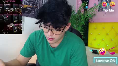 Snapshot of nolan_twink chatting on 01-24-25, 06:25 Nolan online show from 01-24-25, 06:25