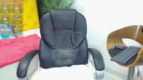 Snapshot of nolan_twink chatting on 01-31-25, 06:57 Nolan online show from 01-31-25, 06:57