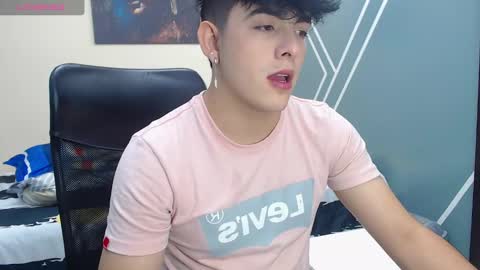 Snapshot of nolan_twink chatting on 02-02-25, 05:48 Nolan online show from 02-02-25, 05:48