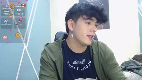 Snapshot of nolan_twink chatting on 02-26-25, 07:05 Nolan online show from 02-26-25, 07:05