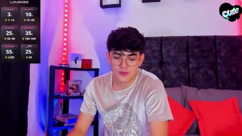 Snapshot of nolan_twink chatting on 11-14-25, 07:12 Nolan online show from 11-14-25, 07:12