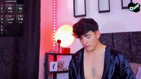 Snapshot of nolan_twink chatting on 11-15-25, 07:10 Nolan online show from 11-15-25, 07:10