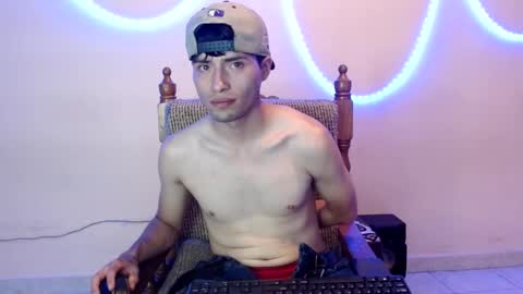 Snapshot of nolanjay chatting on 03-11-25, 09:26 NolanJay69 online show from 03-11-25, 09:26
